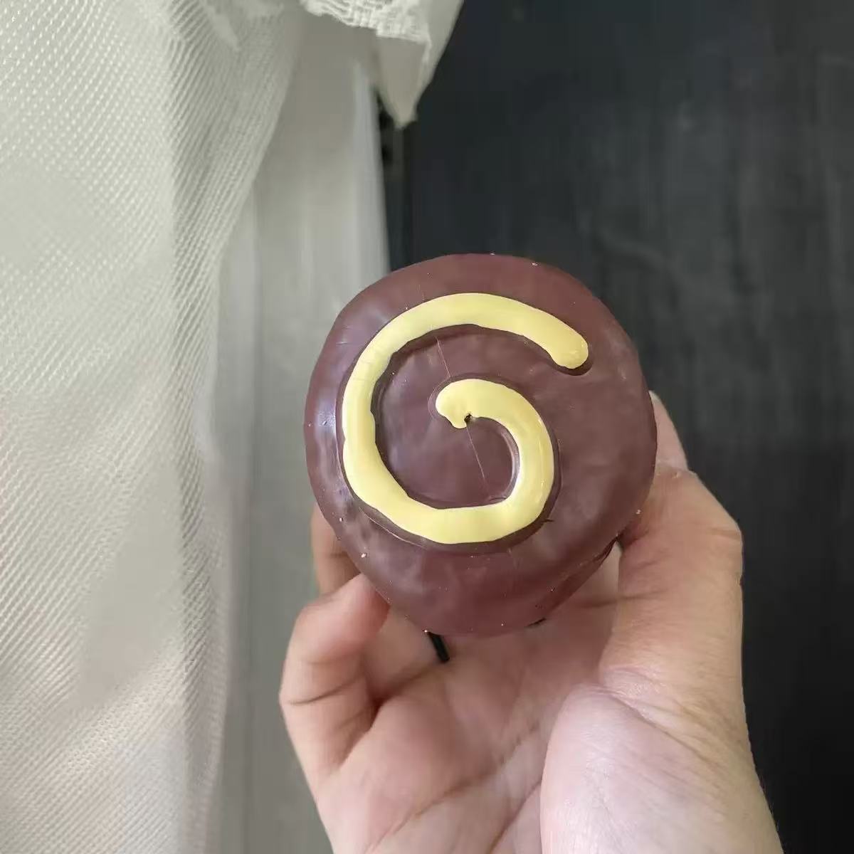Crunchy Swiss Roll Squishy Han - Art Craft Handmade review and price