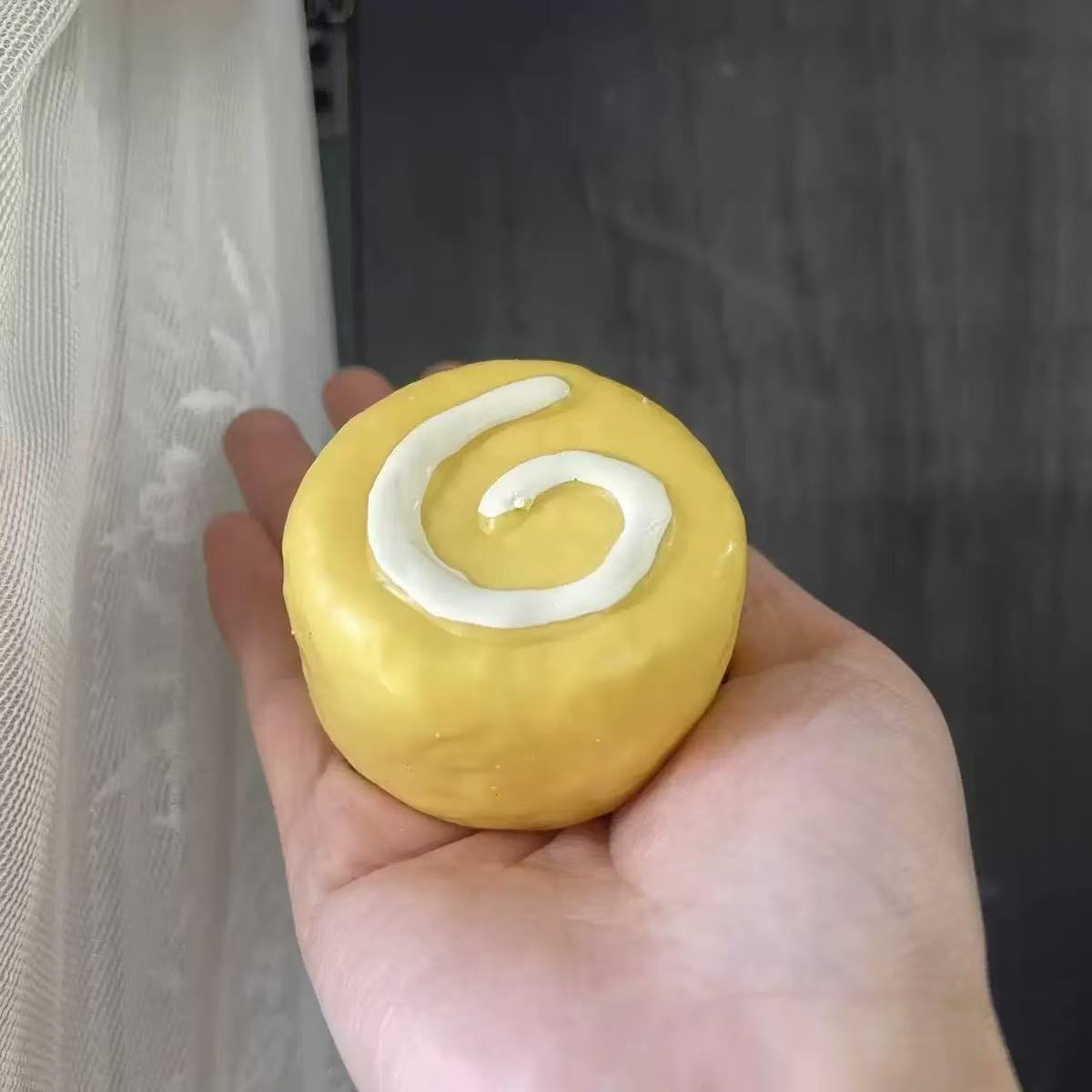 Crunchy Swiss Roll Squishy Han - Art Craft Handmade review and price